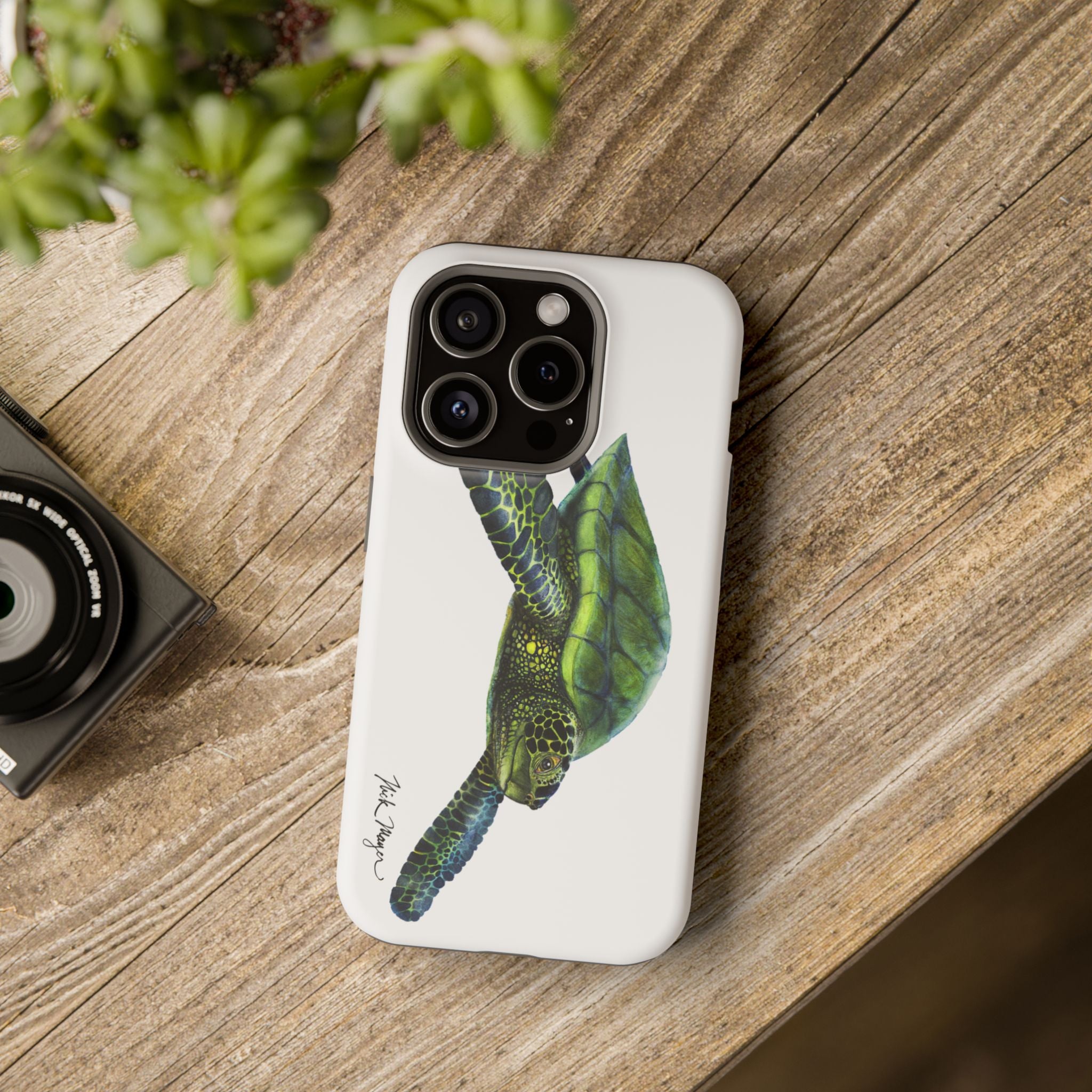 Green Sea Turtle MagSafe iPhone Case