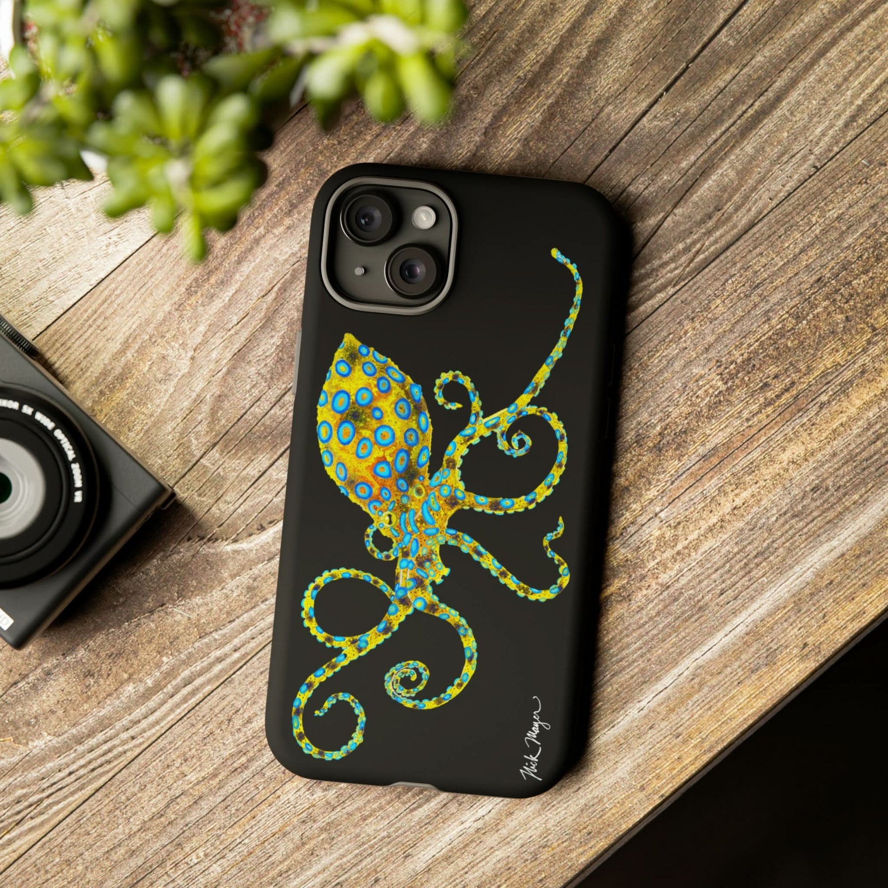 Blue Ringed Octopus Black iPhone 15 Case