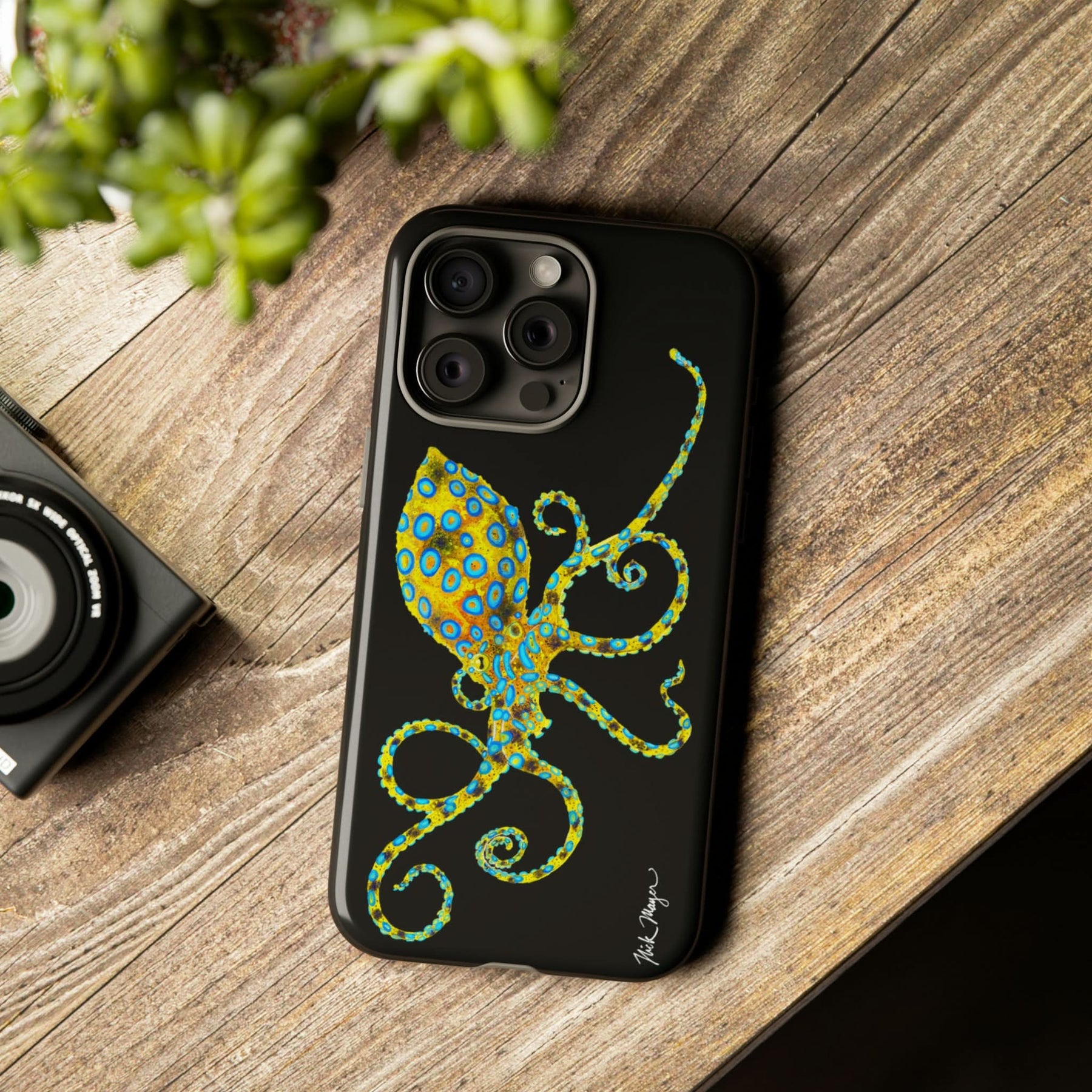 Blue Ringed Octopus Black iPhone 15 Case