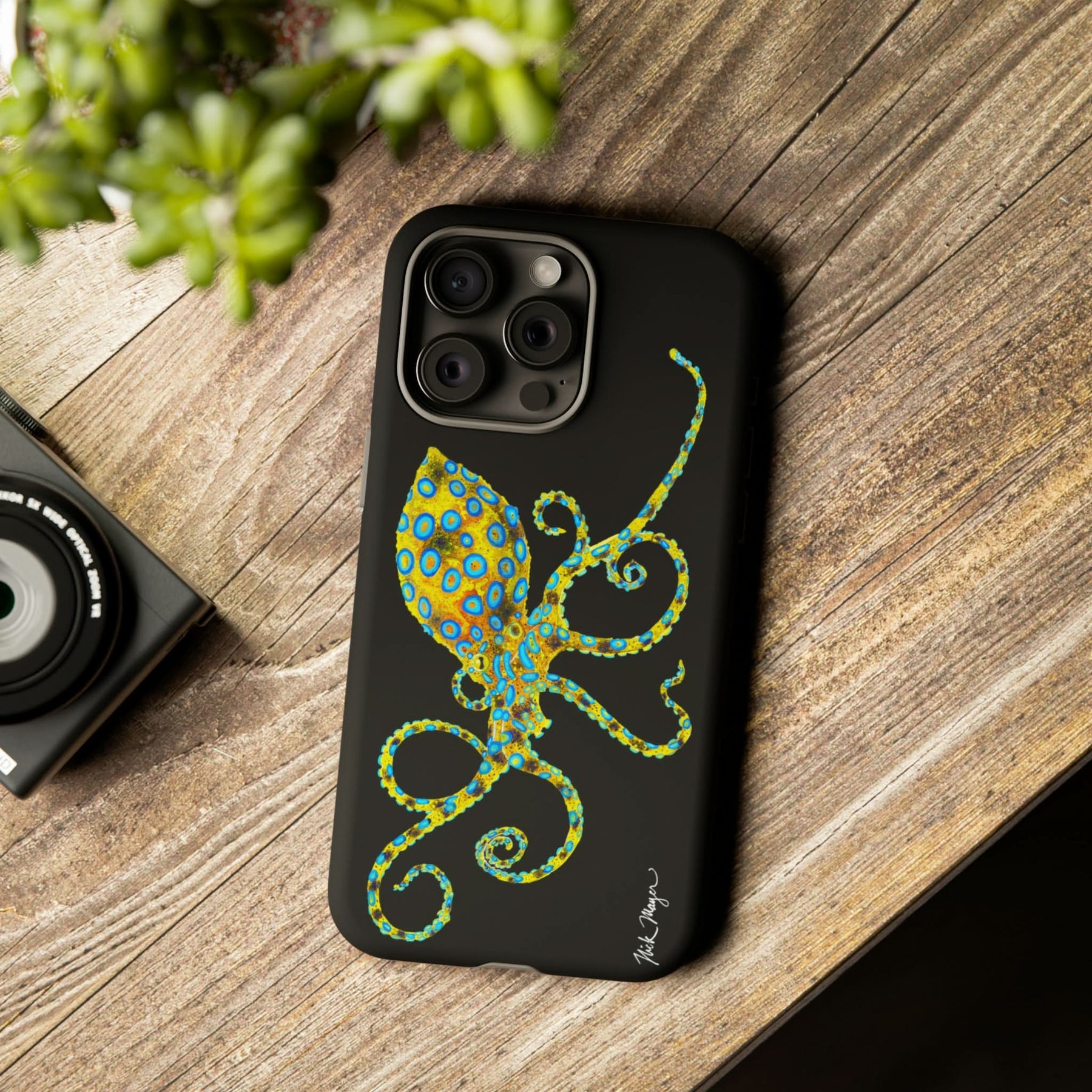 Blue Ringed Octopus Black iPhone 15 Case