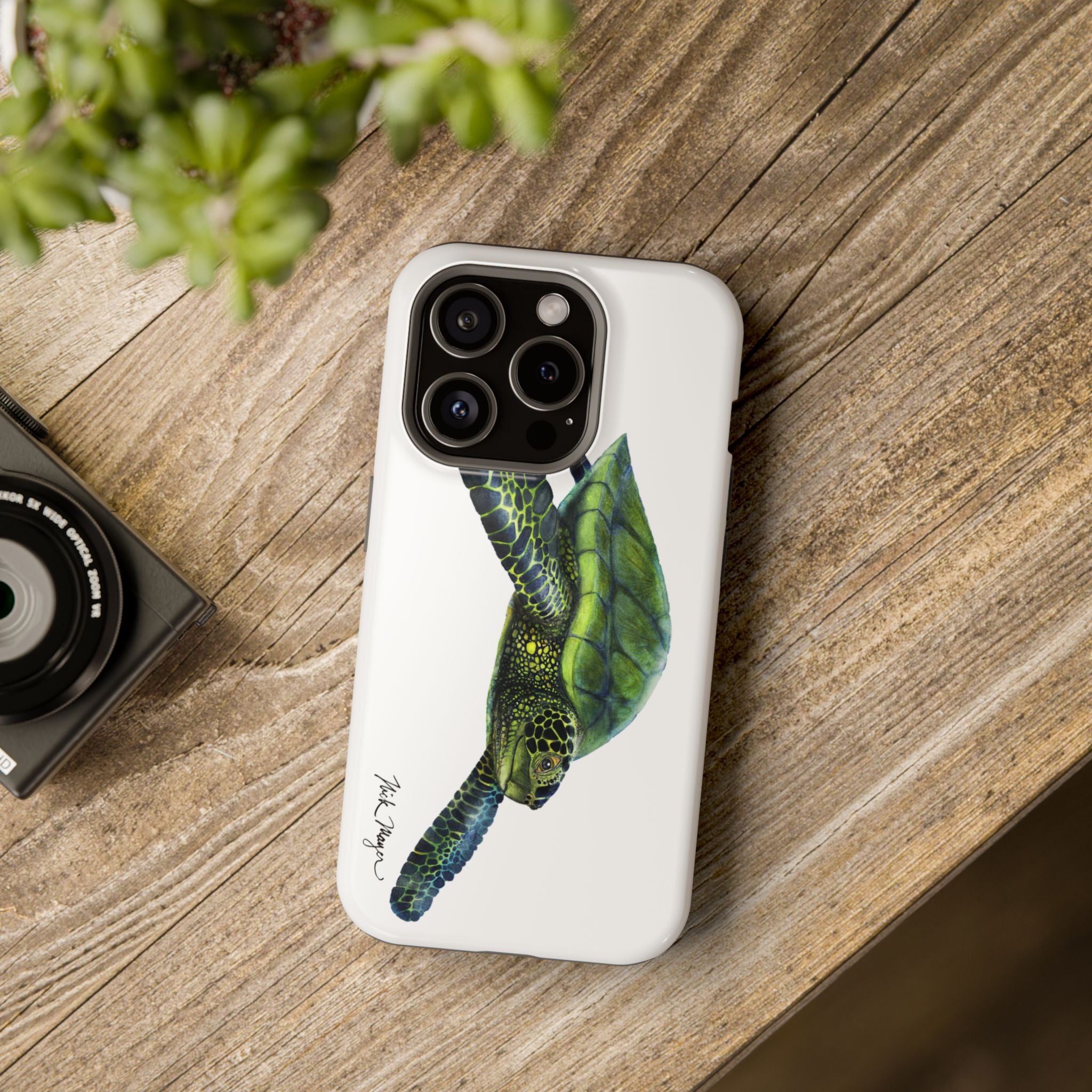 Green Sea Turtle MagSafe iPhone Case