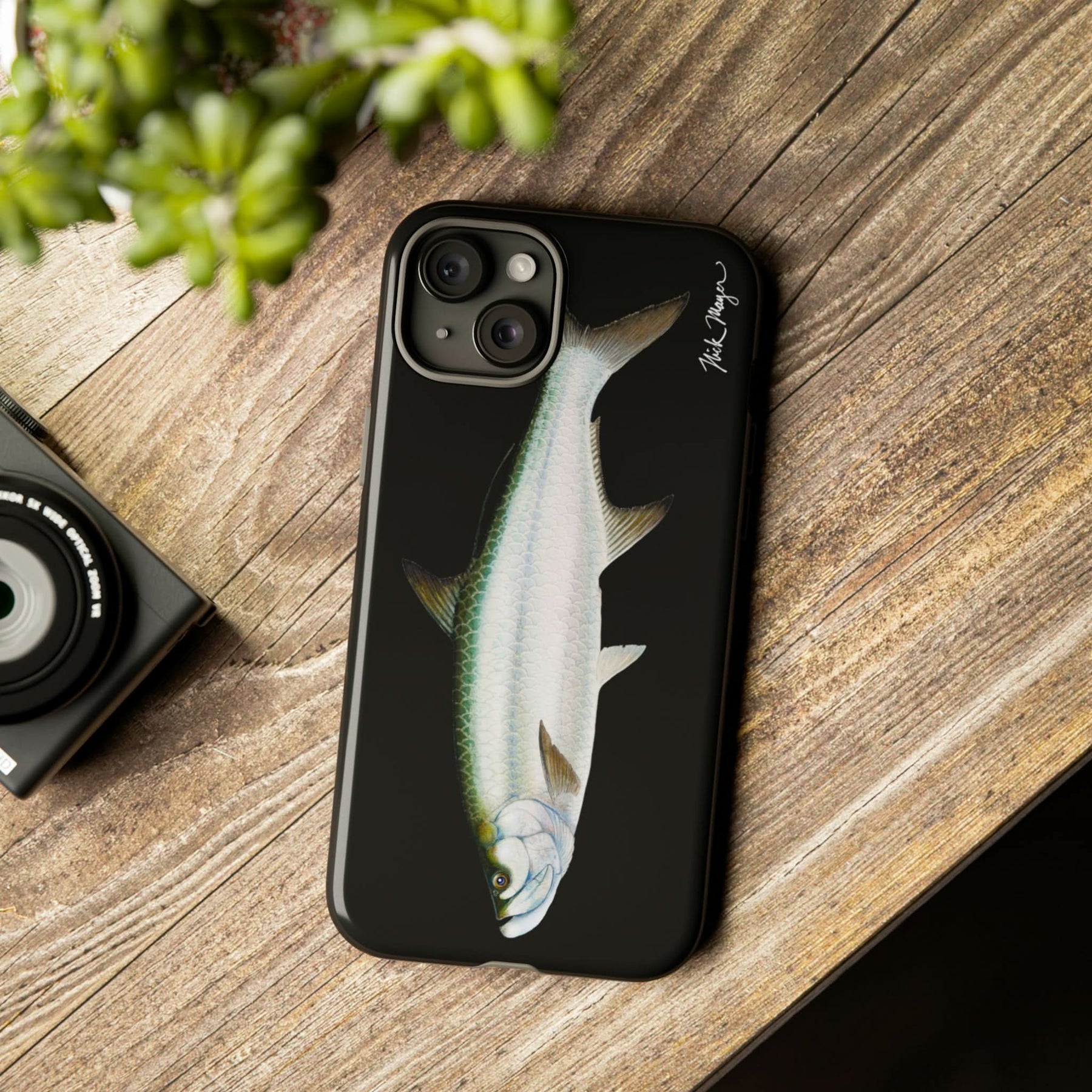 Tarpon Black iPhone 15 Case