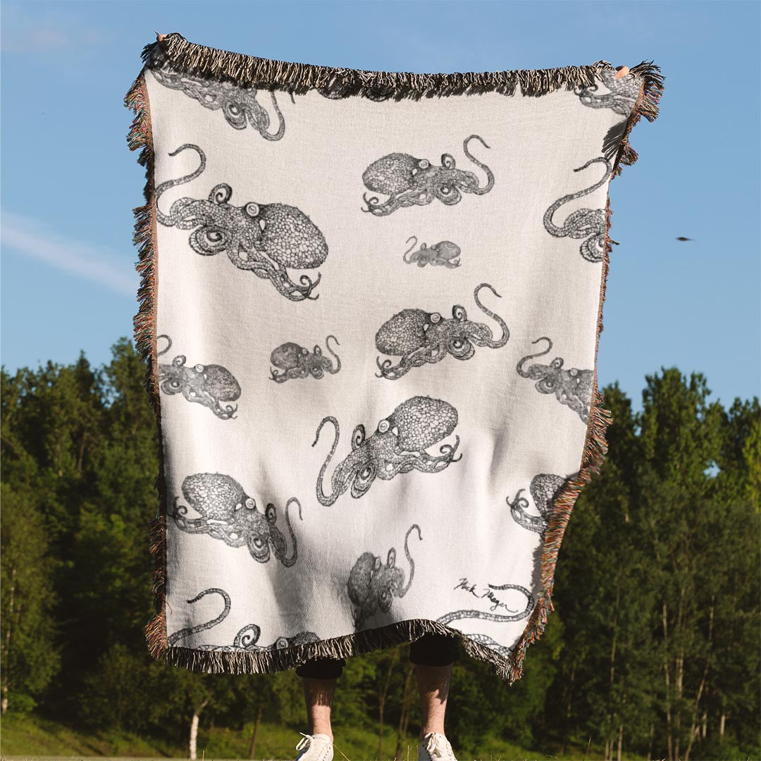 Black Ink Octopus Woven Blanket