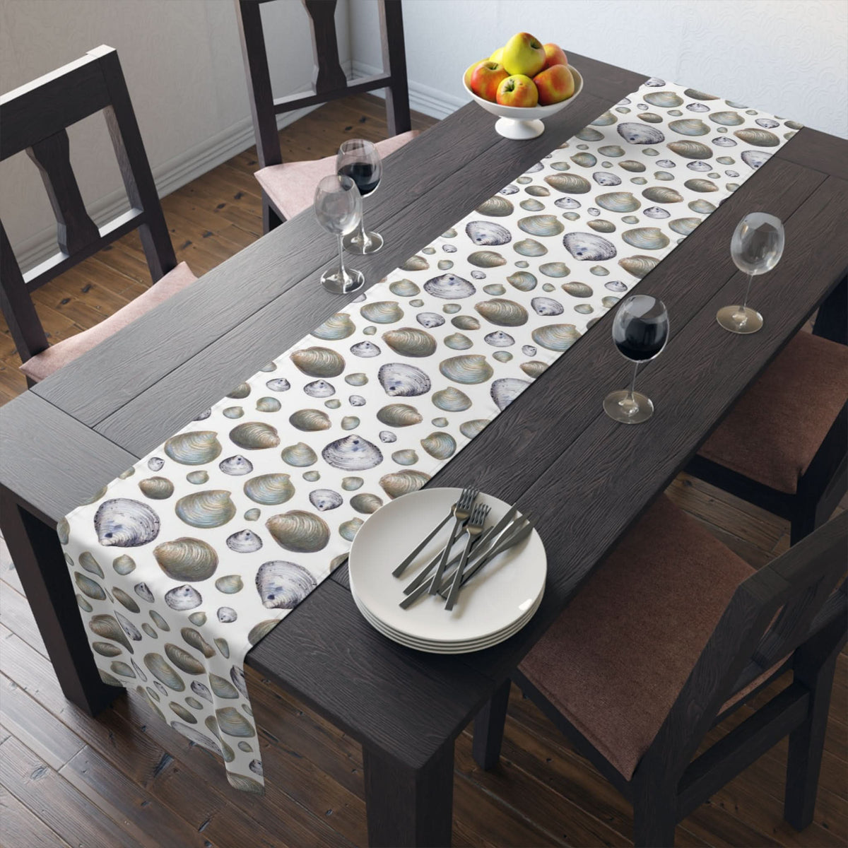 Littleneck Clams Cotton Table Runner