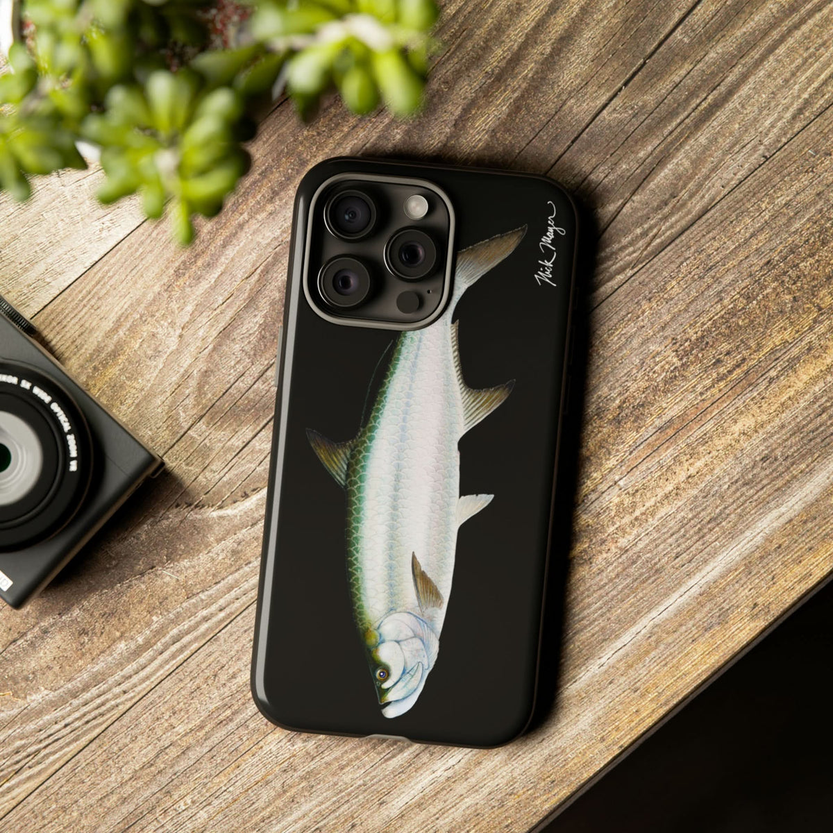 Tarpon Black iPhone 15 Case