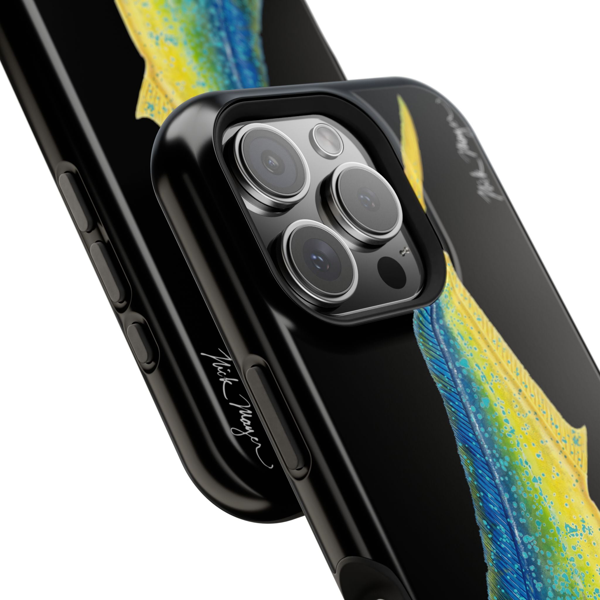 Bull Mahi MagSafe Black iPhone Case
